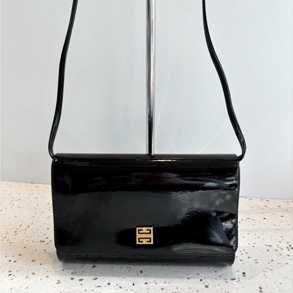 VTG Designer Givenchy Paris Patent Leather Clutch or Shoulder Purse - Picture 3 of 16